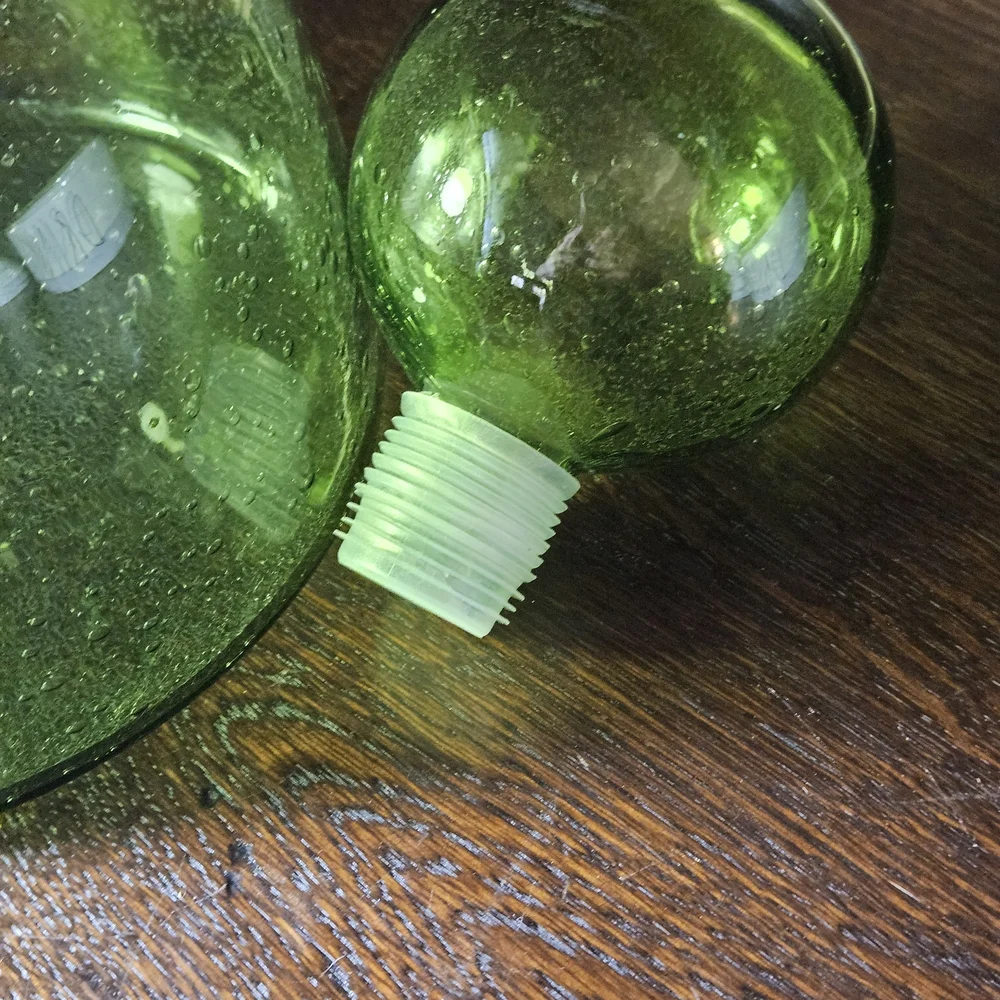 Blenko Green Glass Decantor With Its Stopper. - Picture 5 of 9